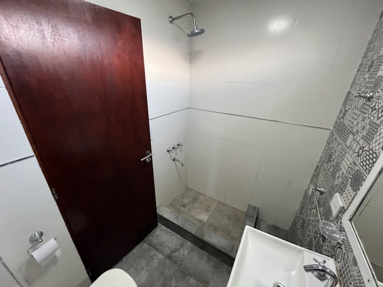 Casa Moderna 3 Amb Amplios sobre 540 m2 SANTA ELENA