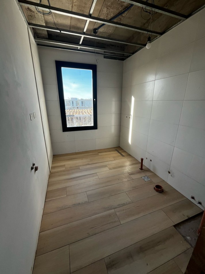 Exclusiva Propiedad en Construccion Avanzada en Barrio Privado