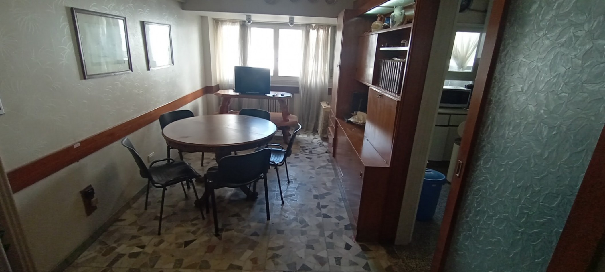 Piso de 4 amb con balcon aterrazado cochera y baulera frente a Plaza Mitre