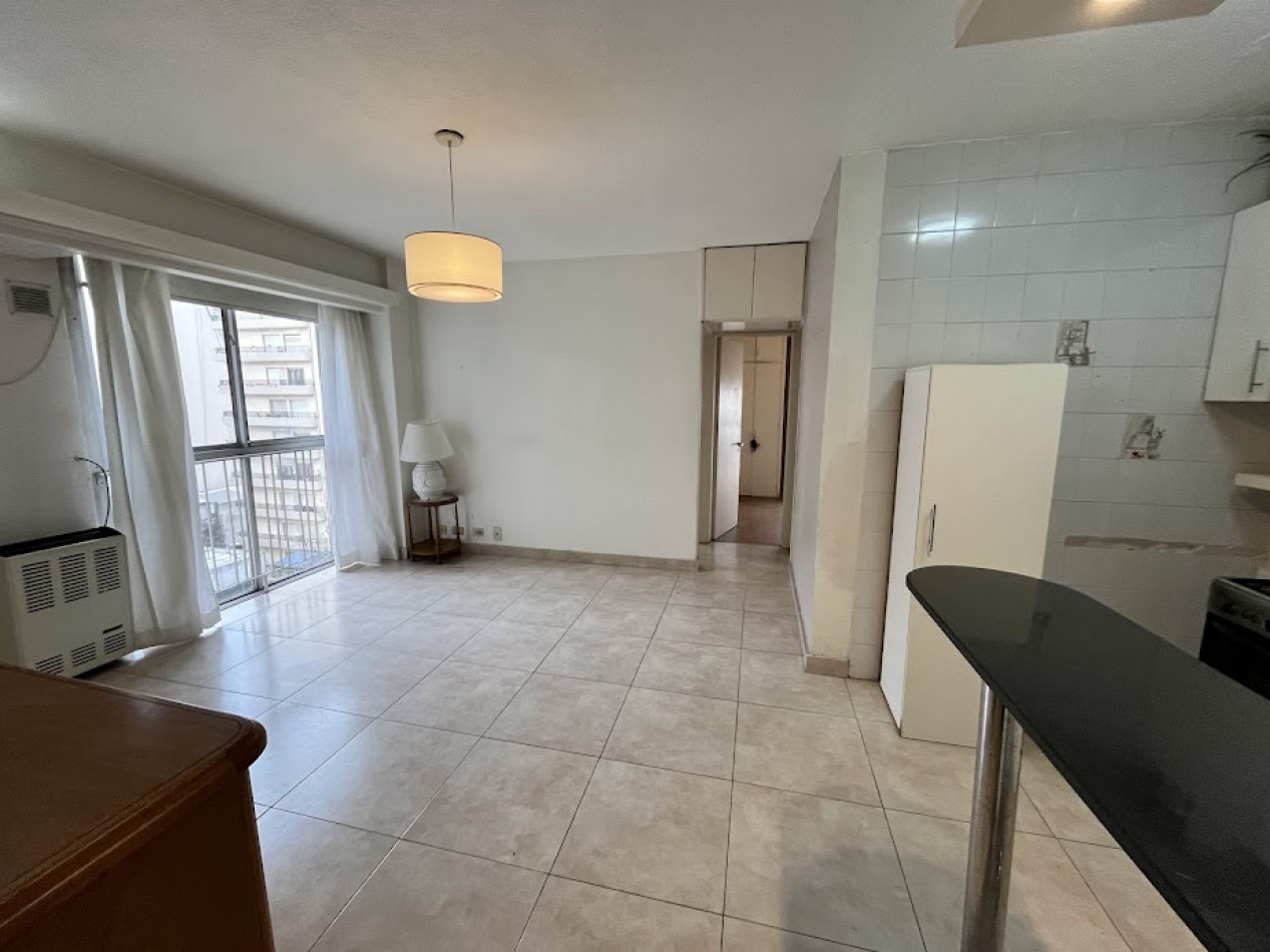 Venta Departamento 3 Amb. en Cordoba y Peatonal - Ideal Renta - Muy Buen Estado