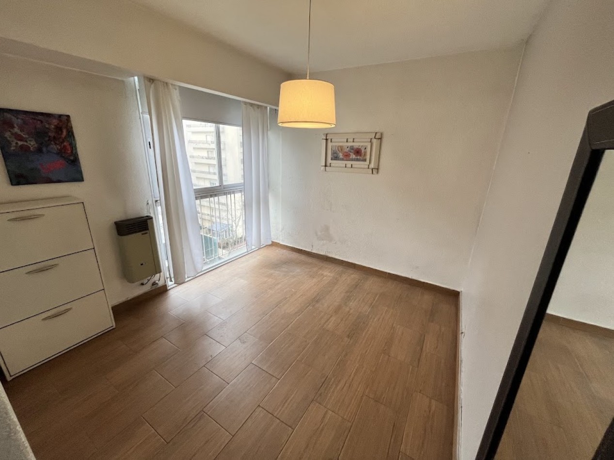 Venta Departamento 3 Amb. en Cordoba y Peatonal - Ideal Renta - Muy Buen Estado