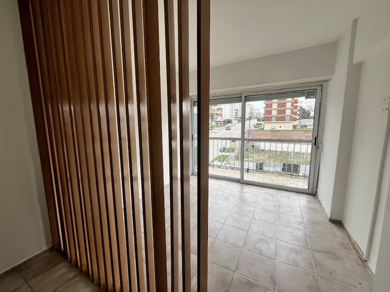 Alquiler Departamento 1 Ambiente con Balcon - Guemes