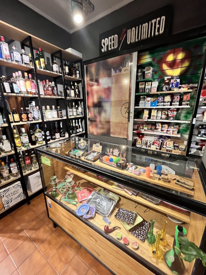 Fondo de Comercio en Venta -Vinoteca con Historia y Clientela Consolidada - Oportunidad Unica