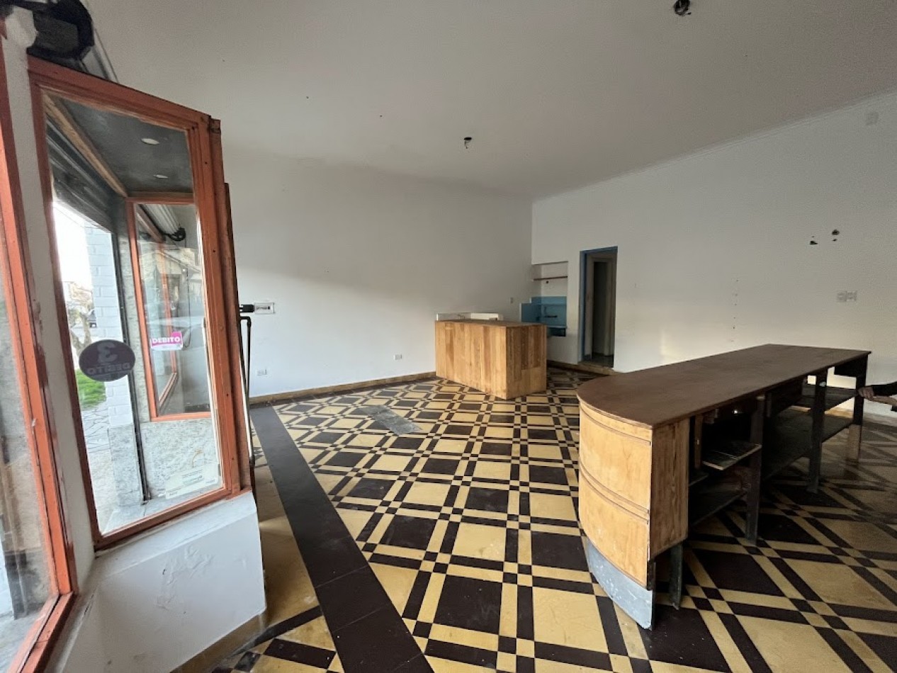 Alquiler de local comercial   -Loma de Stella Maris 