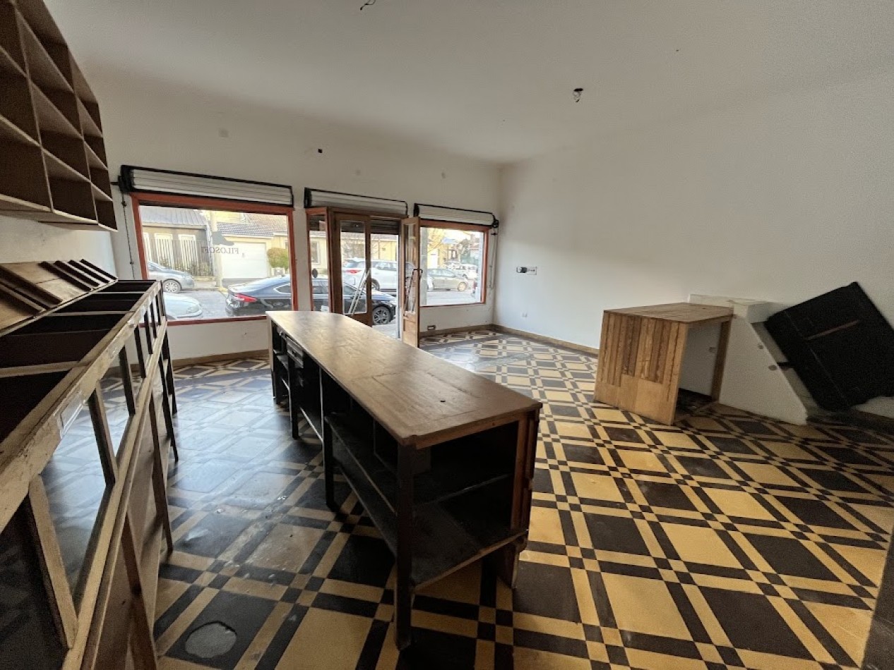 Alquiler de local comercial   -Loma de Stella Maris 