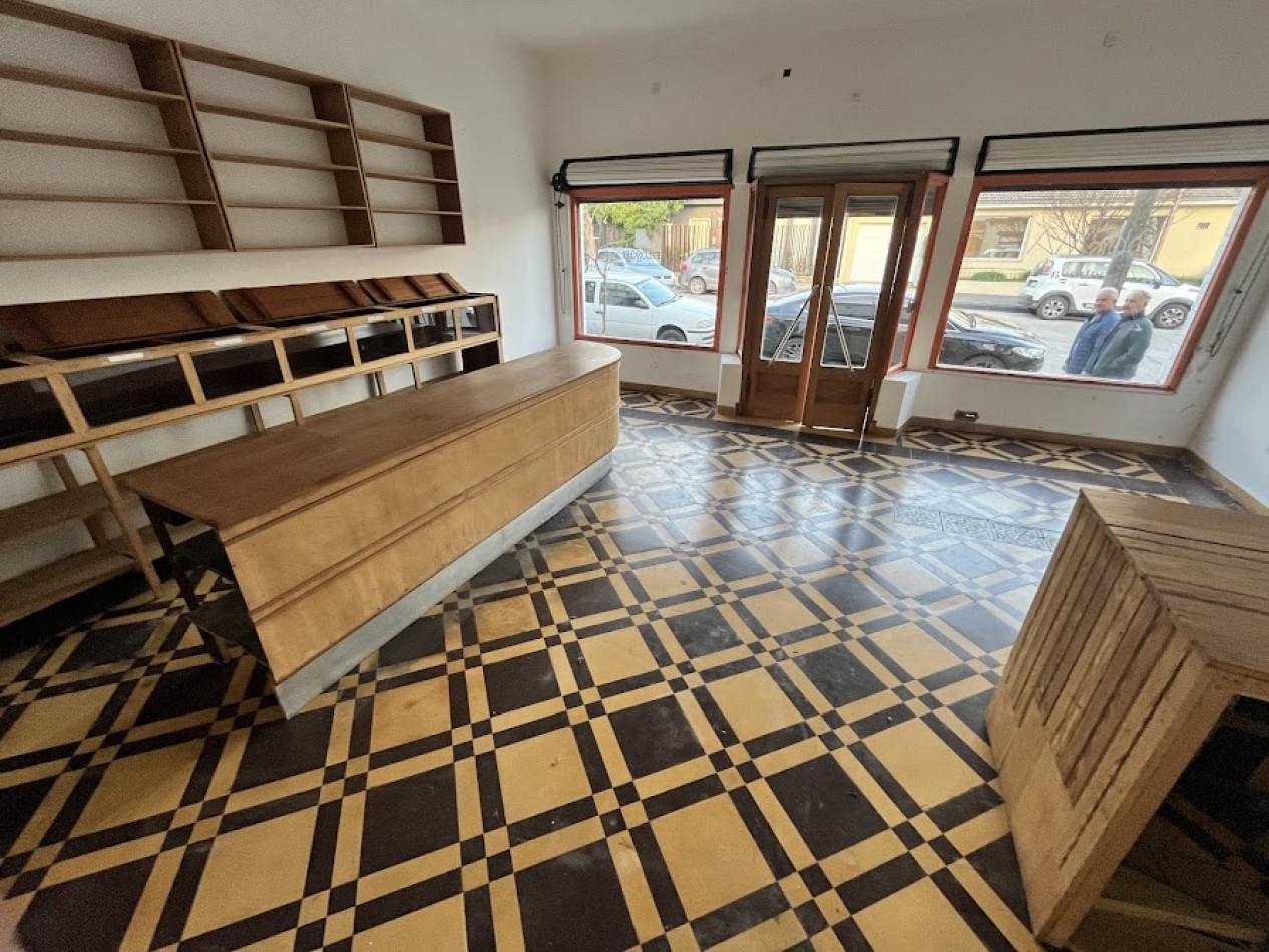 Alquiler de local comercial   -Loma de Stella Maris 