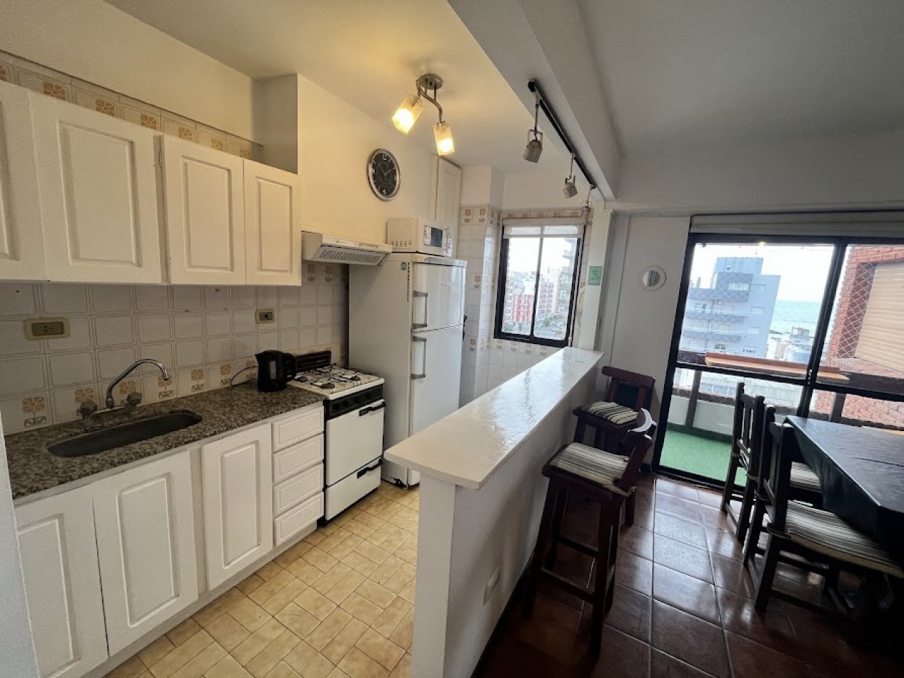 ALQUILER TEMPORAL PARA 5 PERSONAS CON COCHERA Y BALCON - LA PERLA