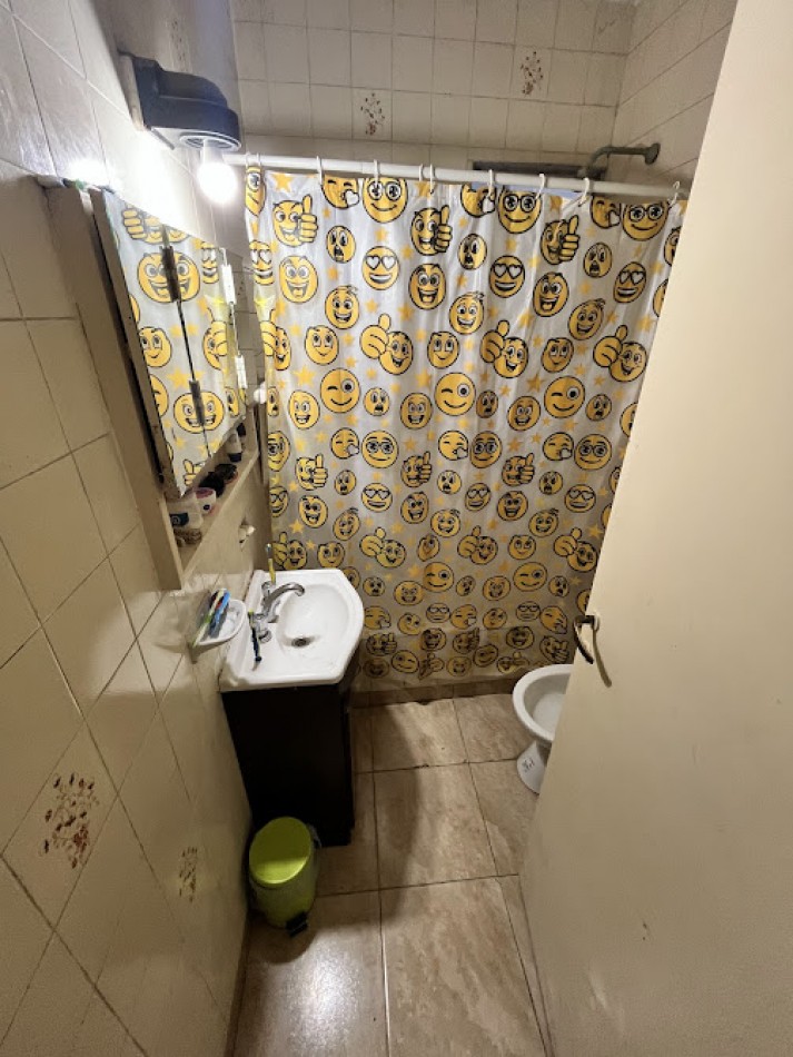 Departamento 2 amb. Luminoso  sobre calle Santa Fe