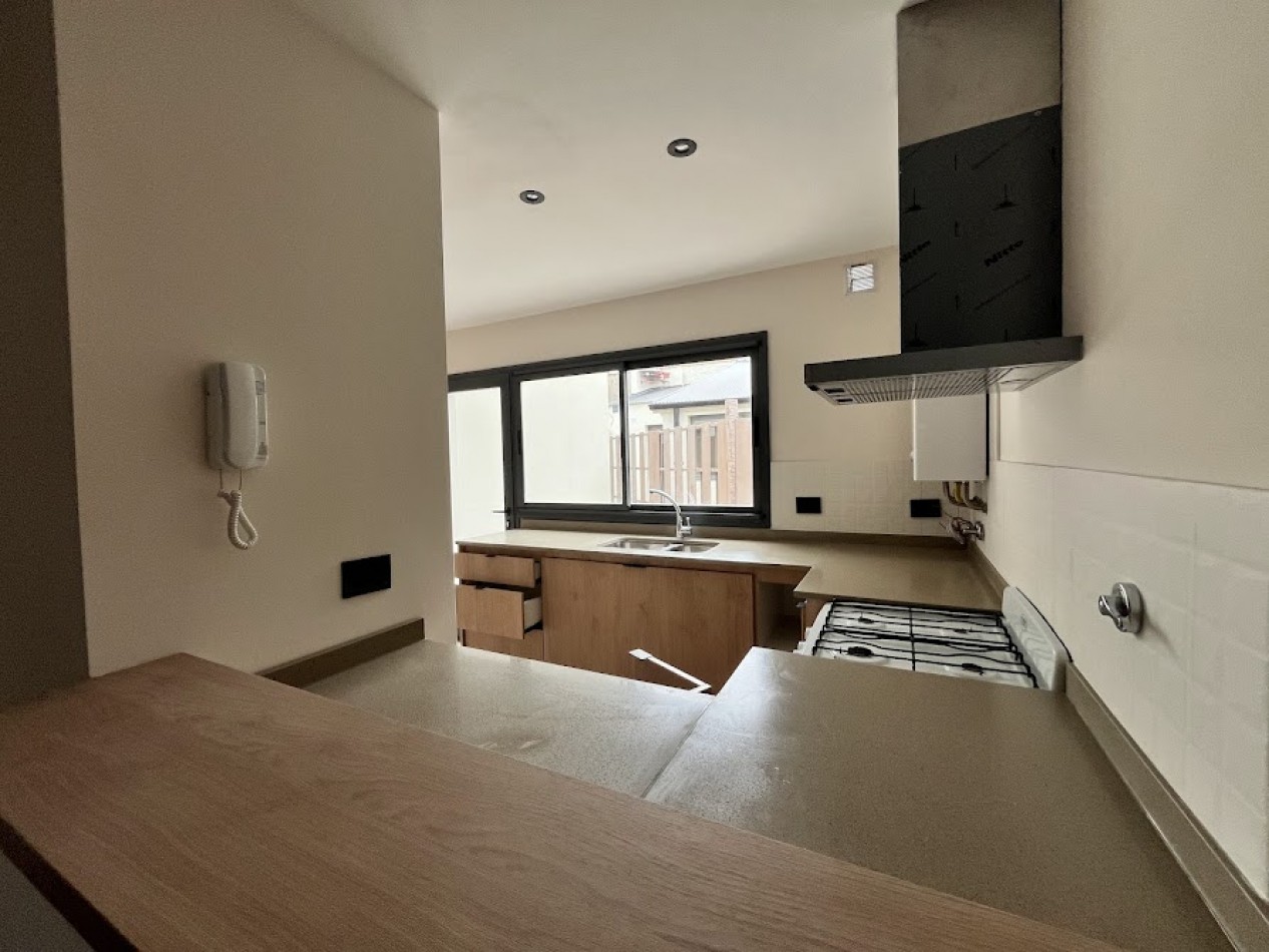 PH a Estrenar 2 Ambientes al Frente - Diseño Moderno y Excelentes Materiales