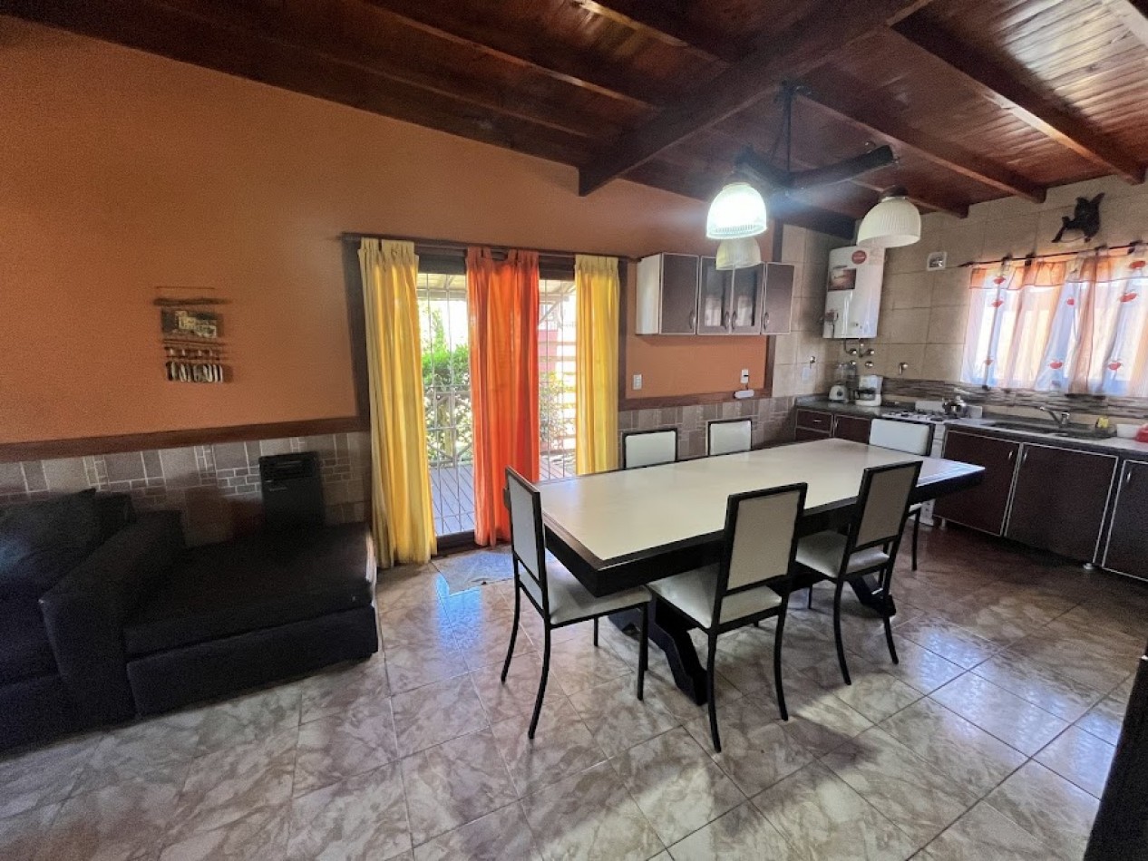 Venta en block - Dos cabañas a metros del mar en Acantilados