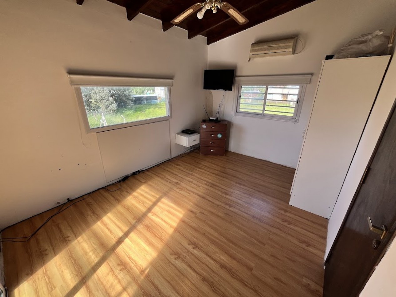 Casa moderna con amplios espacios y excelentes vistas en La Caleta