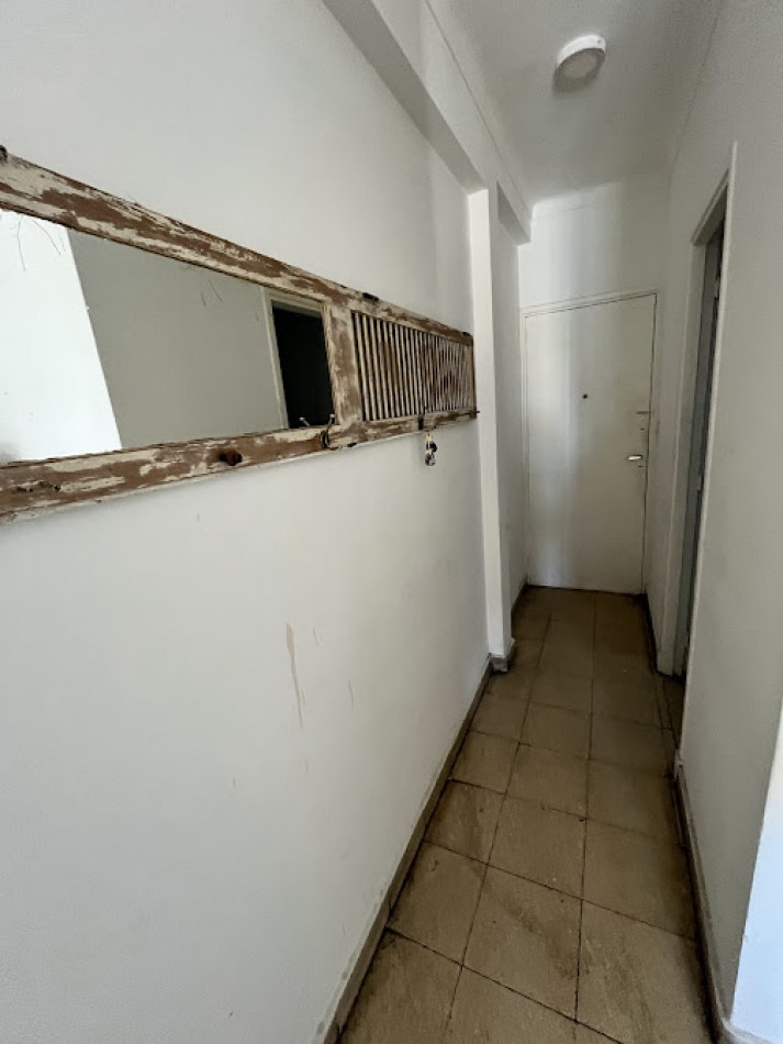 Departamento 3 Ambientes con Balcon Perimetral frente a Plaza Colon