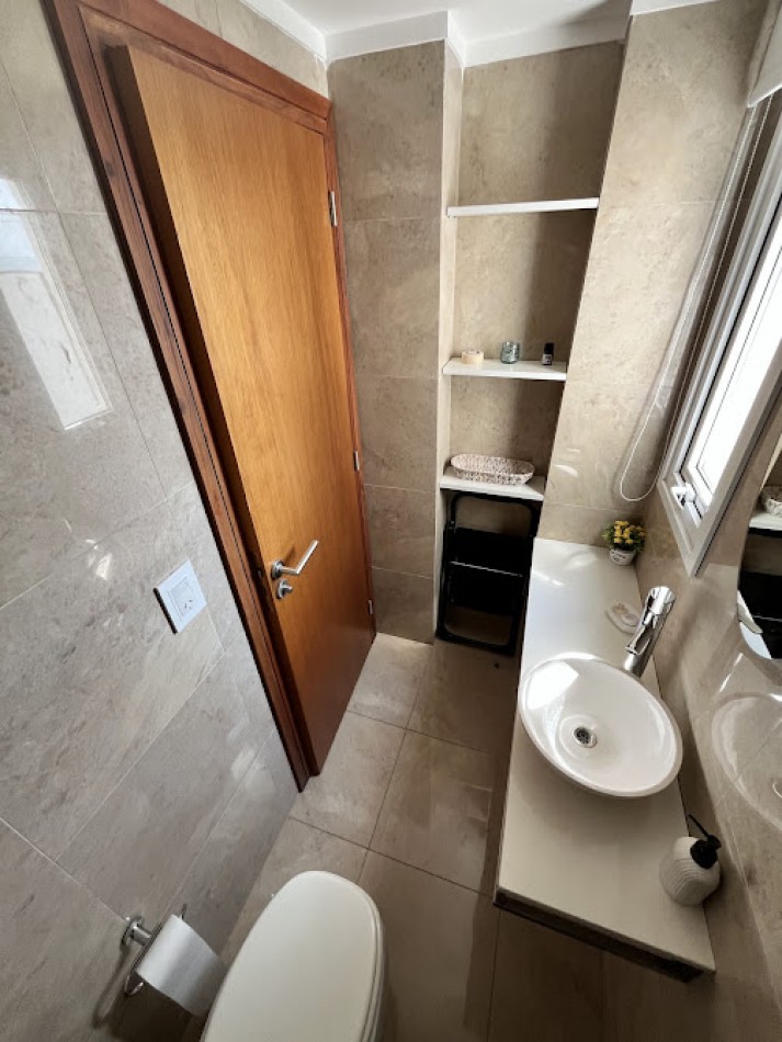 Departamento 2 ambientes de categoria con vista al mar, amoblado, cochera y baulera - Edificio Cronos