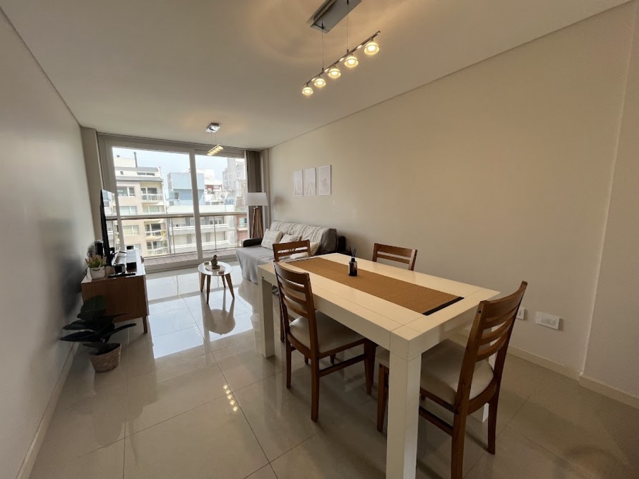 Departamento 2 ambientes de categoria con vista al mar, amoblado, cochera y baulera - Edificio Cronos