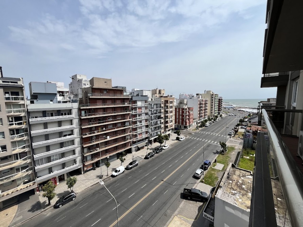 Departamento 2 ambientes de categoria con vista al mar, amoblado, cochera y baulera - Edificio Cronos