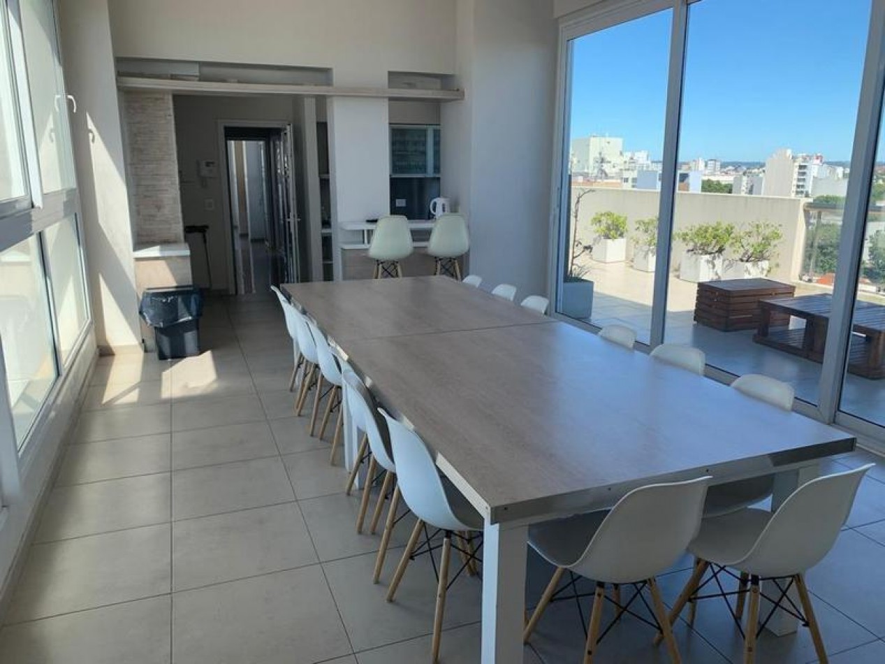 Departamento 2 ambientes de categoria con vista al mar, amoblado, cochera y baulera - Edificio Cronos