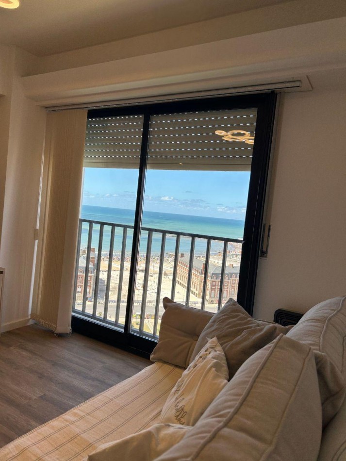  Vista plena al mar  Depto.2 Ambientes Reciclado  - Cochera y Baulera--