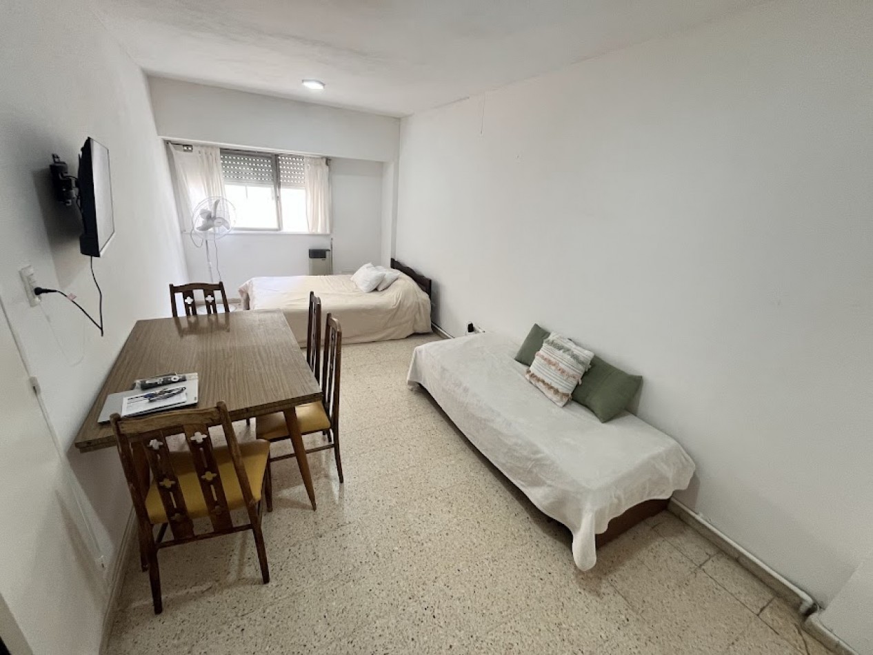 ALQUILER MONOAMBIENTE SIN EXPENSAS - MARZO A DICIEMBRE-CENTRO