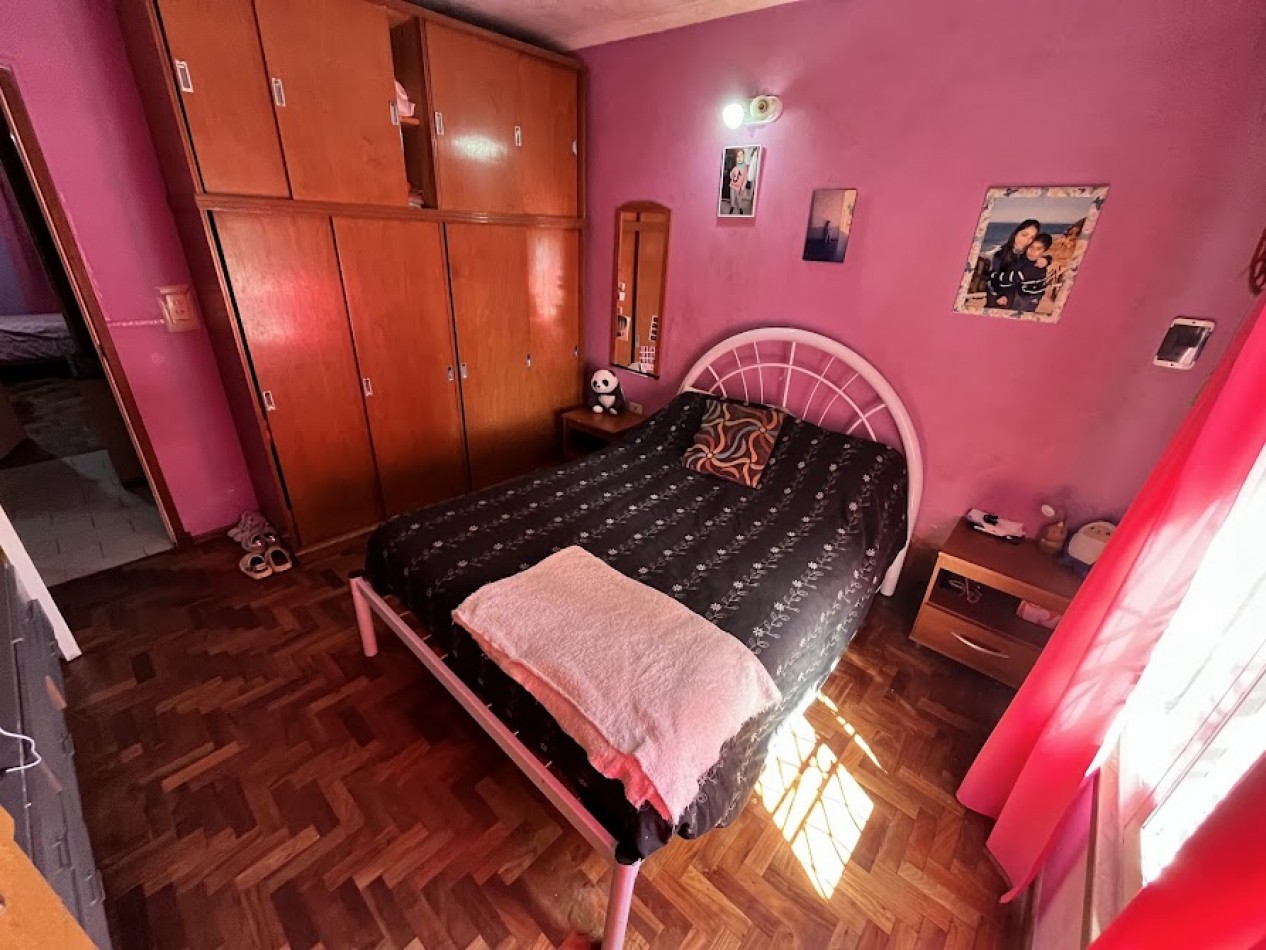 CASA 4 AMBIENTES CON PARQUE Y DEPARTAMENTO EN PLANTA ALTA -APTO CREDITO