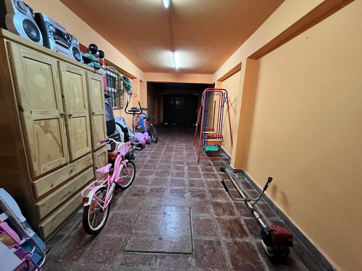 CASA 4 AMBIENTES CON PARQUE Y DEPARTAMENTO EN PLANTA ALTA -APTO CREDITO