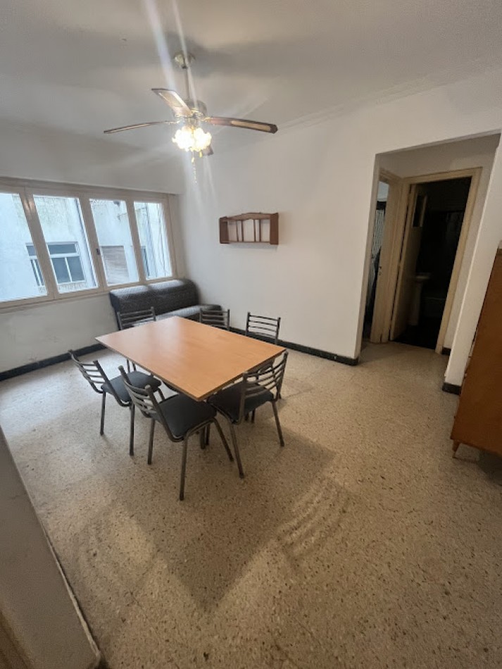 Alquiler 24 meses - Departamento 2 ambientes con cochera - Zona Paseo Aldrey