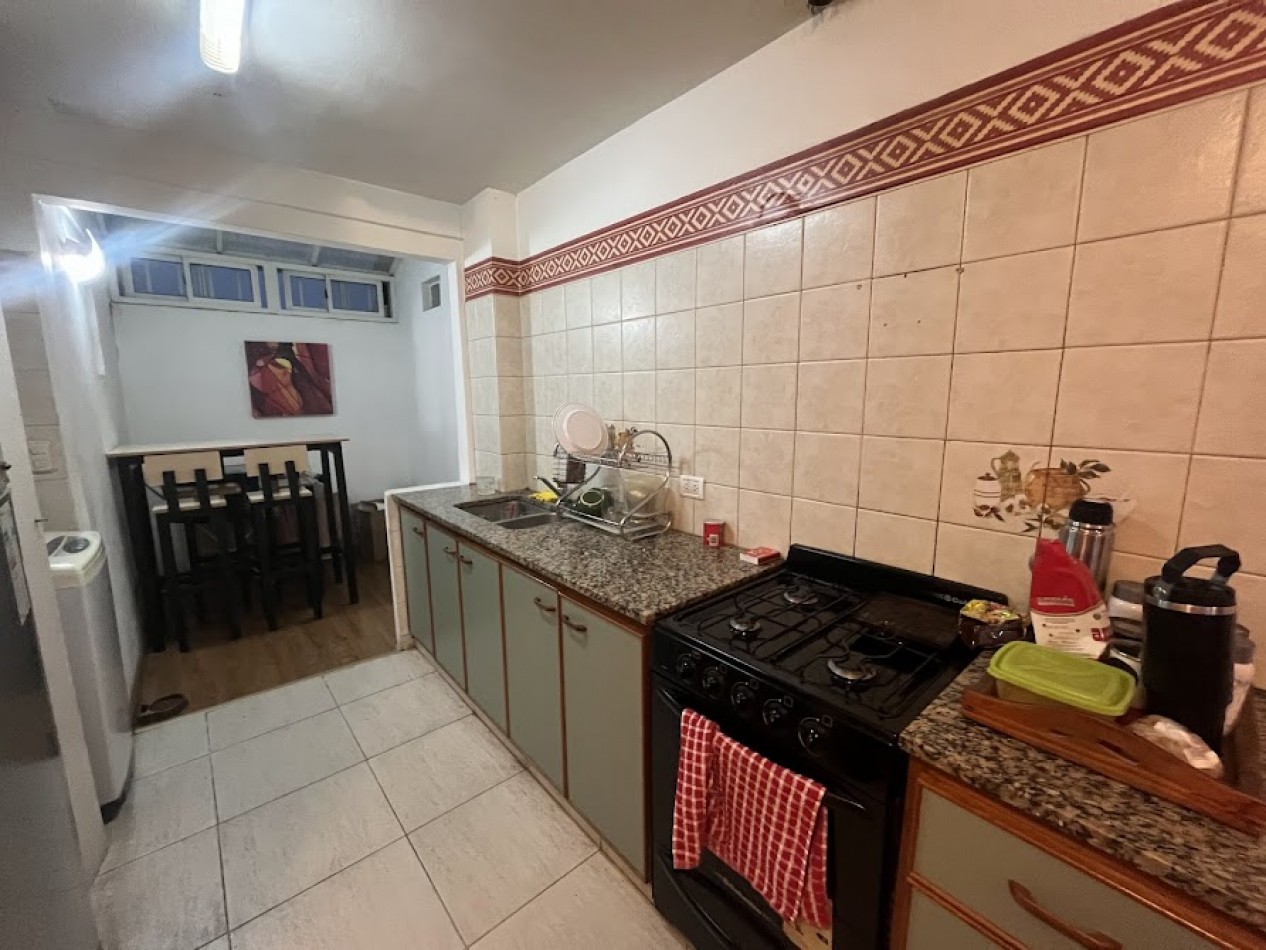 Alquiler 24 meses PH 3 ambientes con cochera en Chauvin 