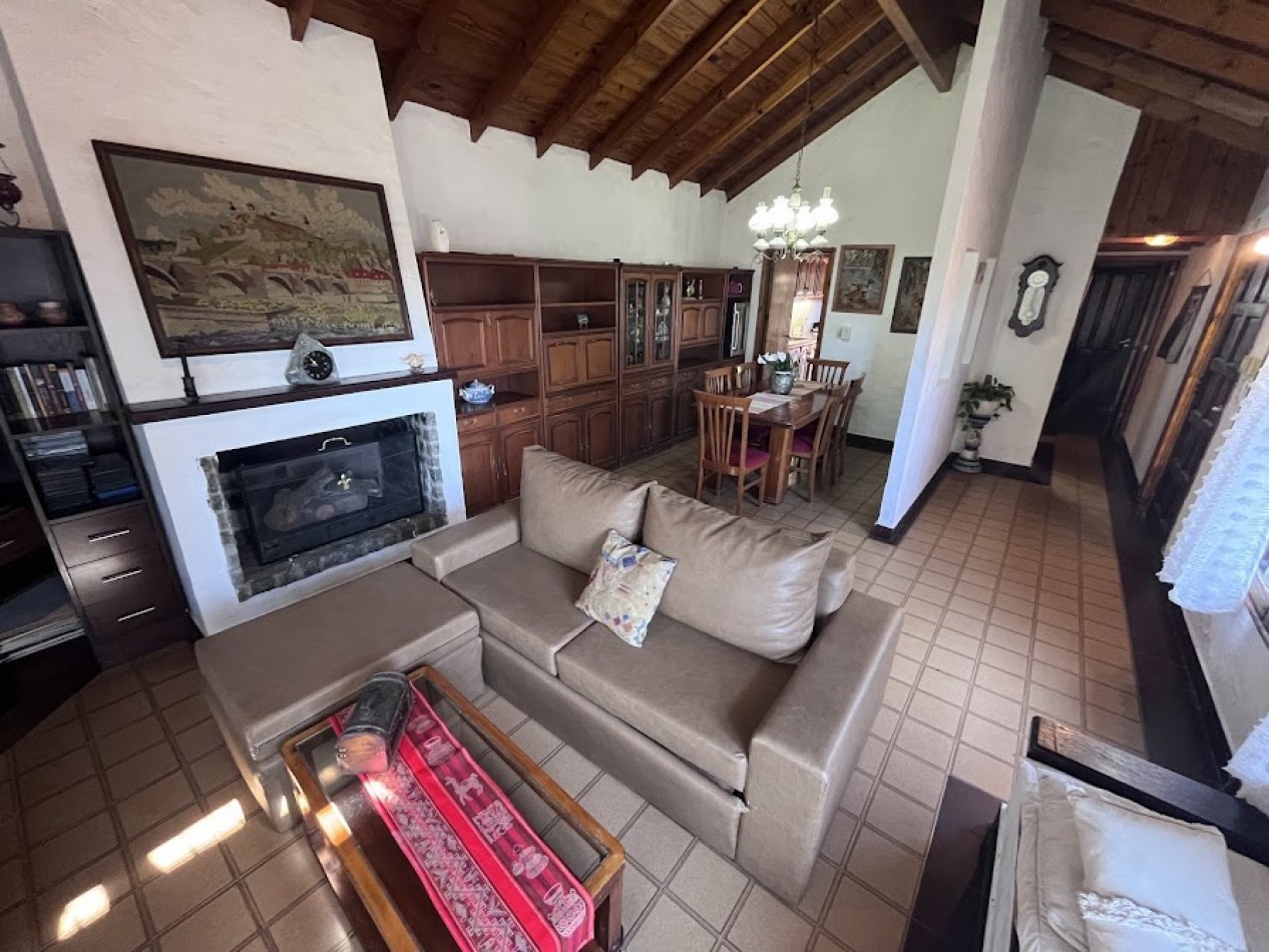 Venta Chalet 5 ambientes sobre lote de 900 m²  Colinas de Peralta Ramos APTO CREDITO