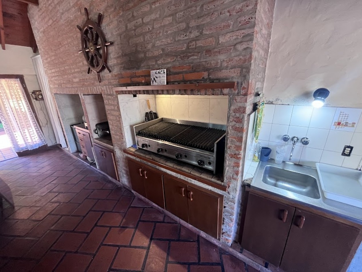 Venta Chalet 5 ambientes sobre lote de 900 m²  Colinas de Peralta Ramos APTO CREDITO