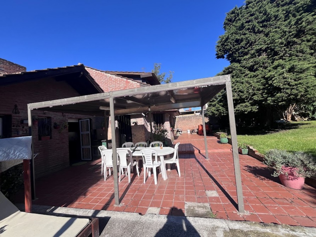 Venta Chalet 5 ambientes sobre lote de 900 m²  Colinas de Peralta Ramos APTO CREDITO