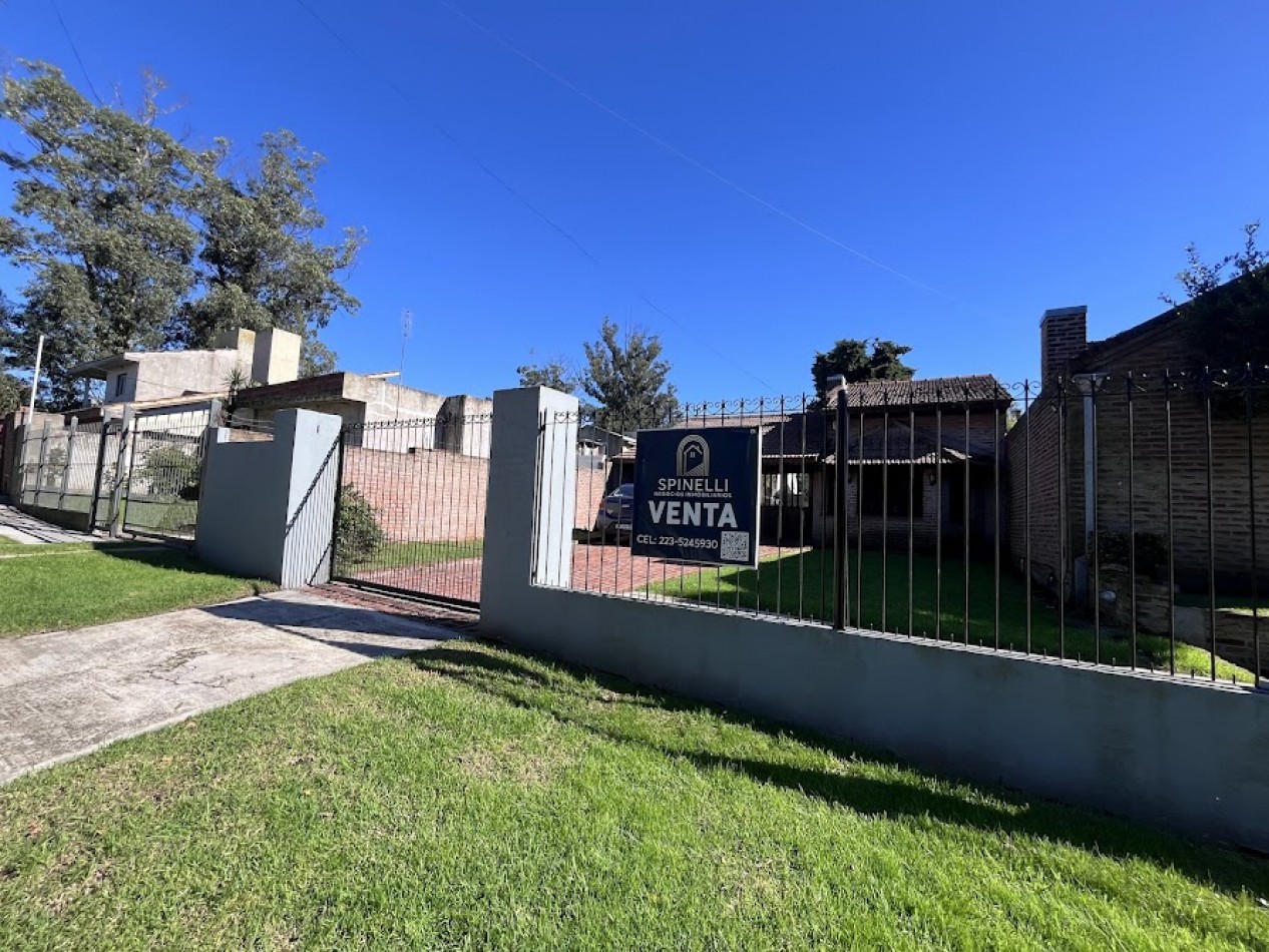 Venta Chalet 5 ambientes sobre lote de 900 m²  Colinas de Peralta Ramos APTO CREDITO