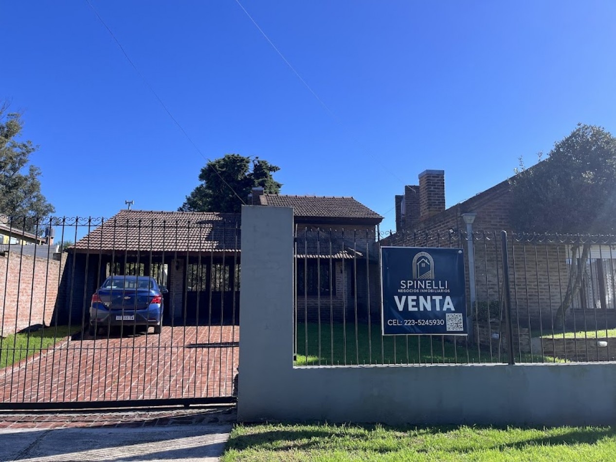 Venta Chalet 5 ambientes sobre lote de 900 m²  Colinas de Peralta Ramos APTO CREDITO