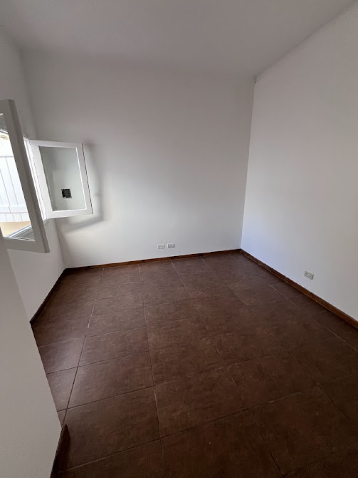 PH 2 AMB RECICLADO CON DOS  PATIOS EN CHAUVIN - SIN EXPENSAS