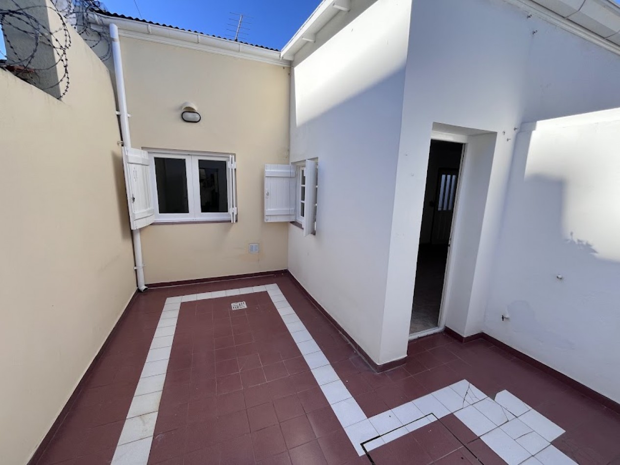 PH 2 AMB RECICLADO CON DOS  PATIOS EN CHAUVIN - SIN EXPENSAS