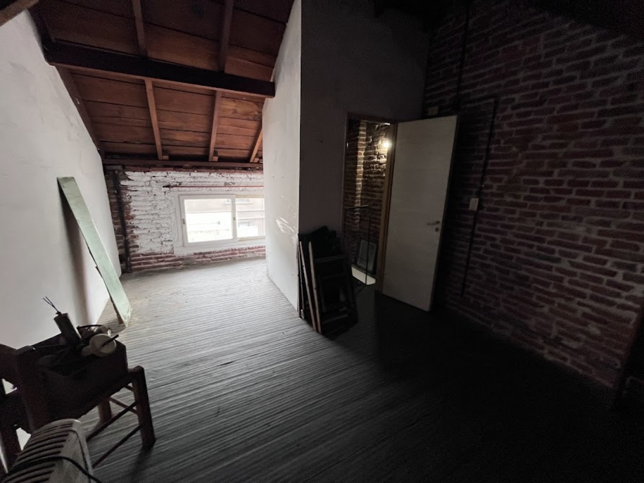 Chalet 5 ambientes en Los Troncos a metros de Guemes
