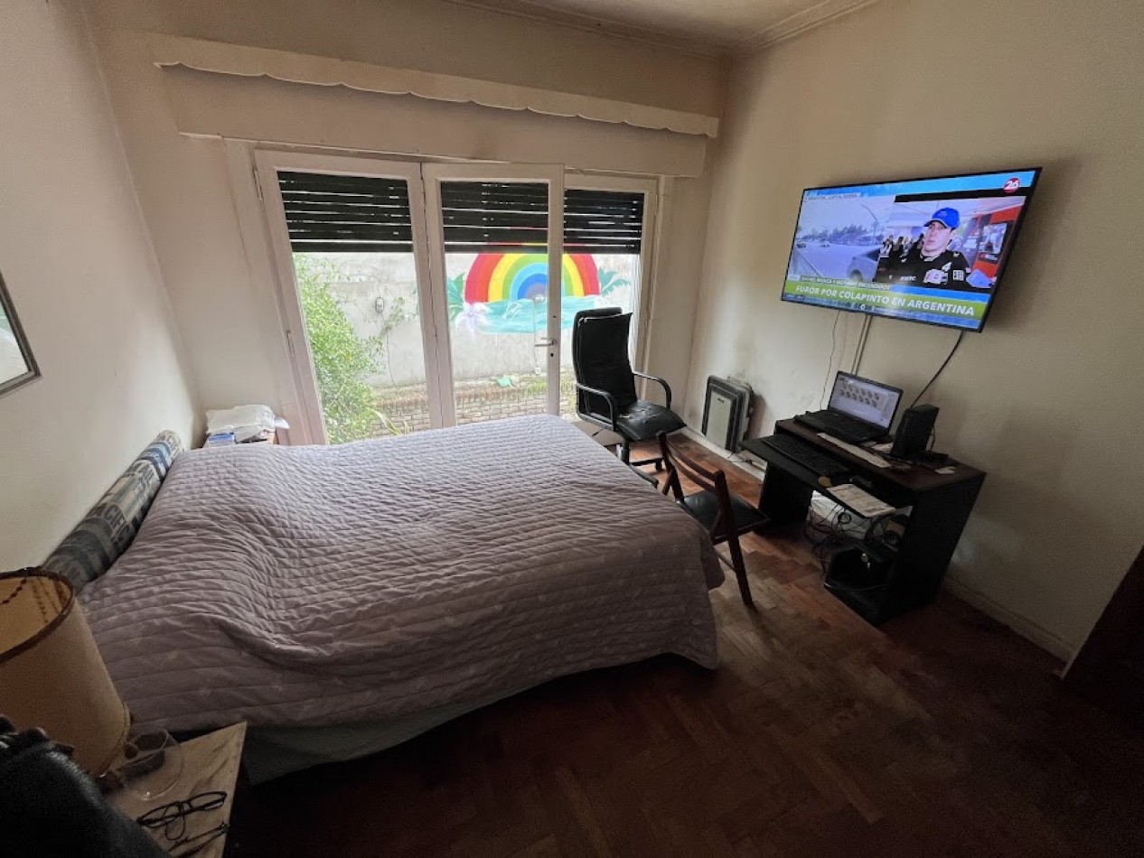 Chalet 5 ambientes en Los Troncos a metros de Guemes