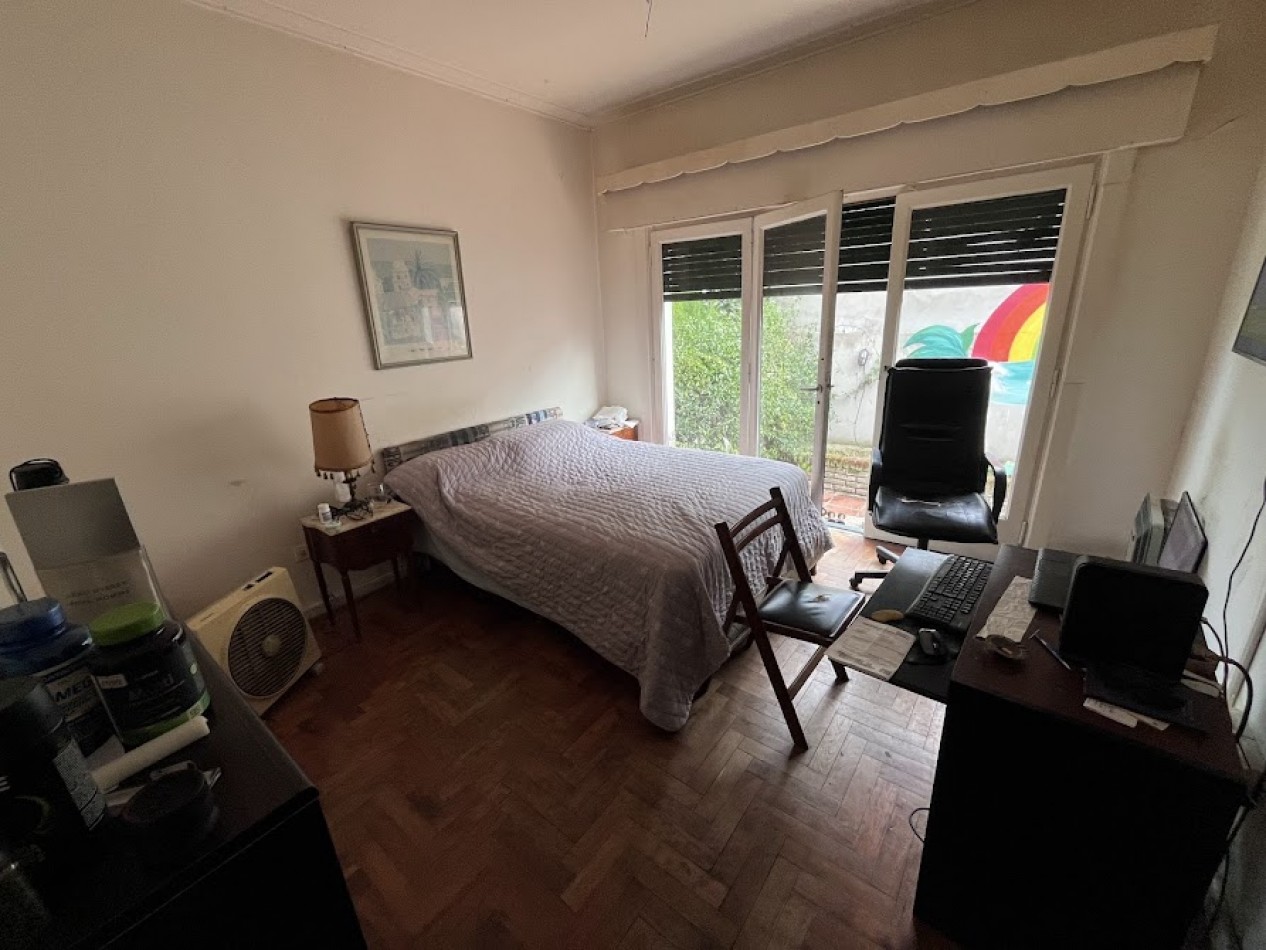 Chalet 5 ambientes en Los Troncos a metros de Guemes