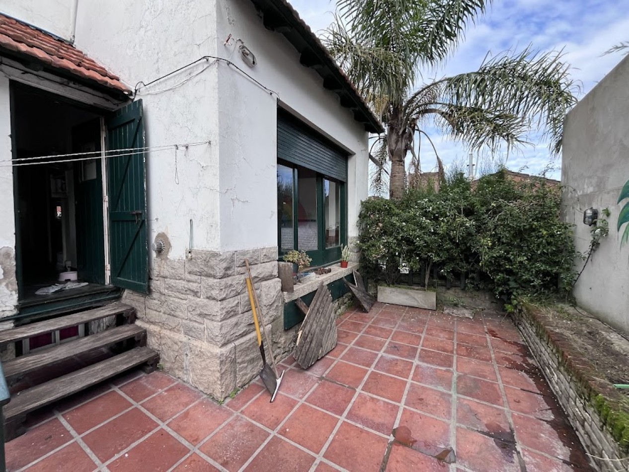 Chalet 5 ambientes en Los Troncos a metros de Guemes