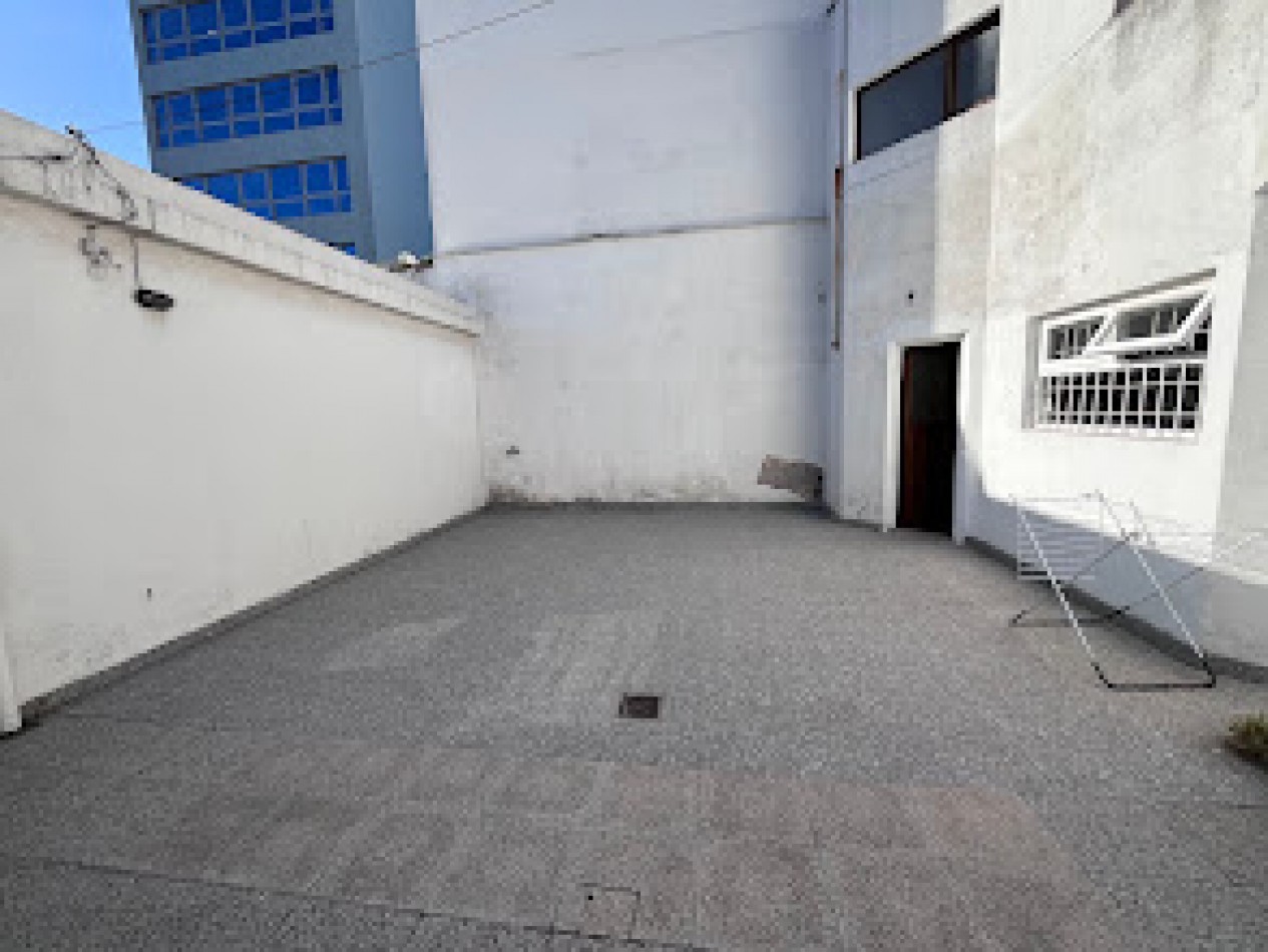 Venta PH 3 ambientes con cochera, patio y terraza - Chauvin APTO CREDITO