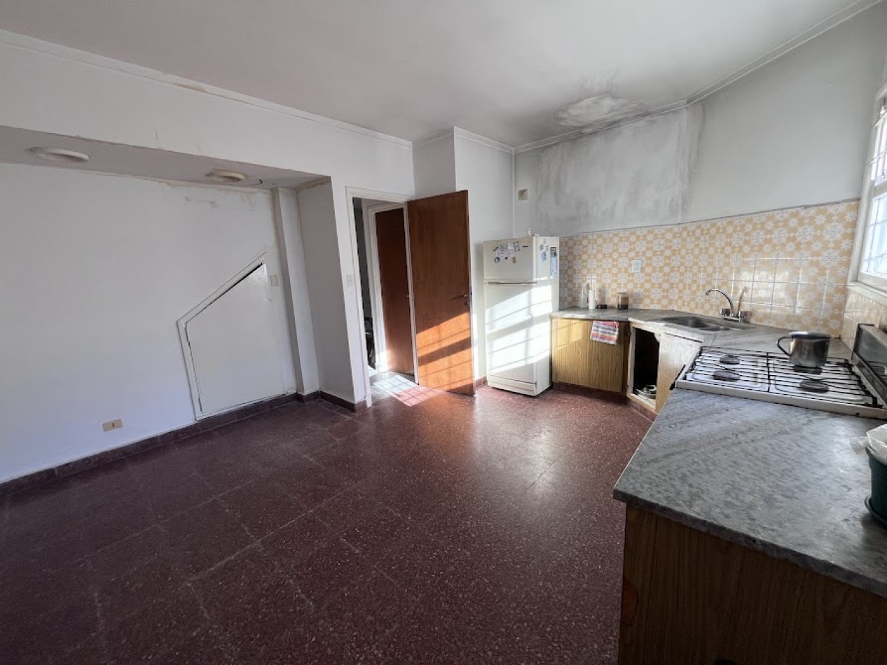 Venta PH 3 ambientes con cochera, patio y terraza - Chauvin APTO CREDITO