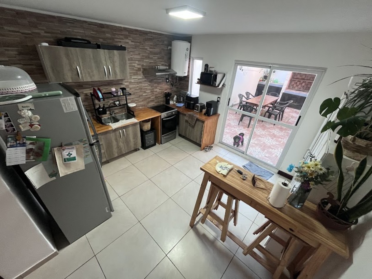  Duplex de 3 ambientes  con Patio  y Parrilla -Santa Monica 