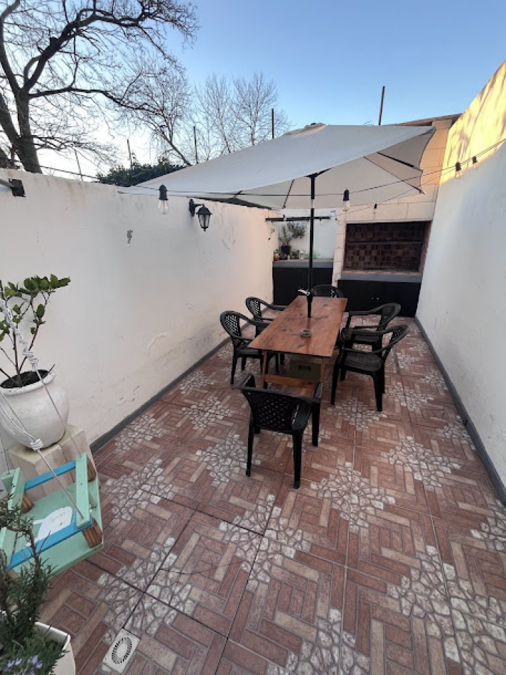  Duplex de 3 ambientes  con Patio  y Parrilla -Santa Monica 