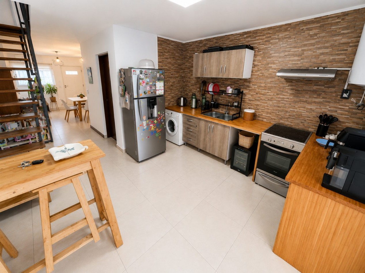  Duplex de 3 ambientes  con Patio  y Parrilla -Santa Monica 