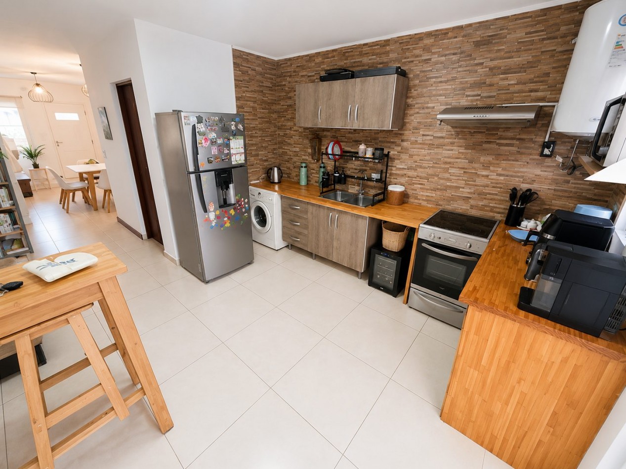  Duplex de 3 ambientes  con Patio  y Parrilla -Santa Monica 
