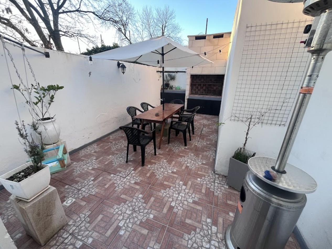  Duplex de 3 ambientes  con Patio  y Parrilla -Santa Monica 