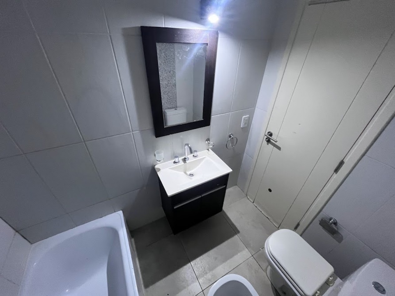 Venta departamento 2 ambientes con cochera en Villa Primera APTO CREDITO