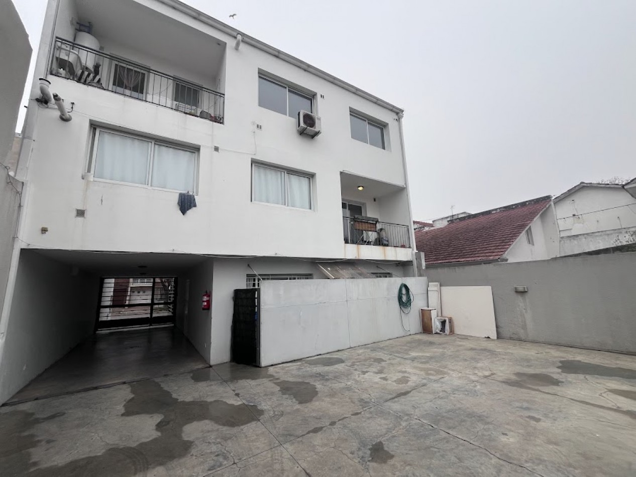 Venta departamento 2 ambientes con cochera en Villa Primera APTO CREDITO