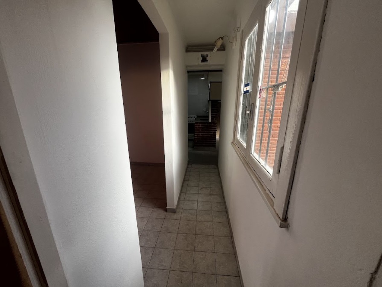 ALQUILER 24 MESES - PH DE 3 AMBIENTES CON PATIO AMPLIO SIN EXPENSAS