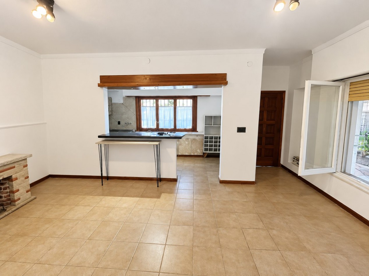 CHALET EN ALQUILER POR 24 MESES 3 AMB. PARQUE-QUINCHO -COCHERA -PARQUE LURO