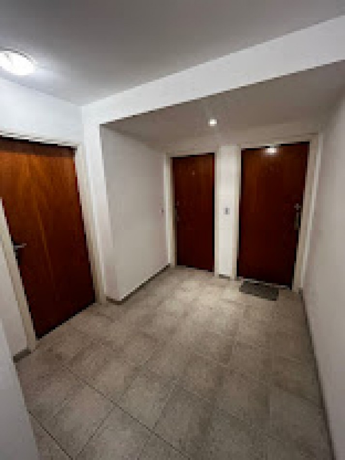  Departamento en duplex de 4 ambientes en Chauvin -QUINCHO-PATIO PROPIO-COCHERA