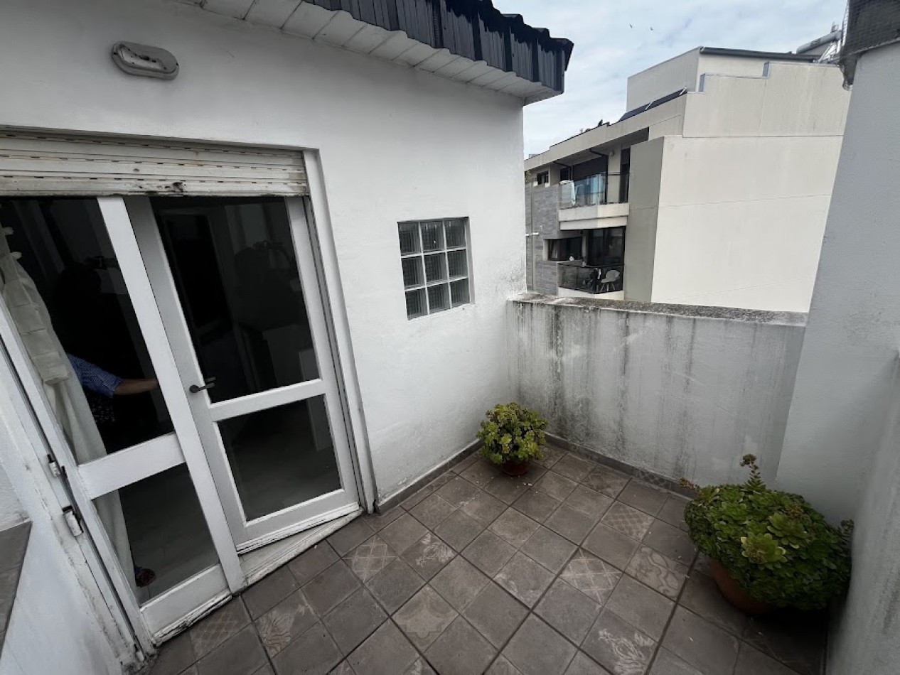  Departamento en duplex de 4 ambientes en Chauvin -QUINCHO-PATIO PROPIO-COCHERA